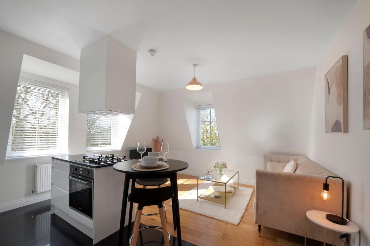 Spacious One Bed Loft Apartment Birchanger エクステリア 写真